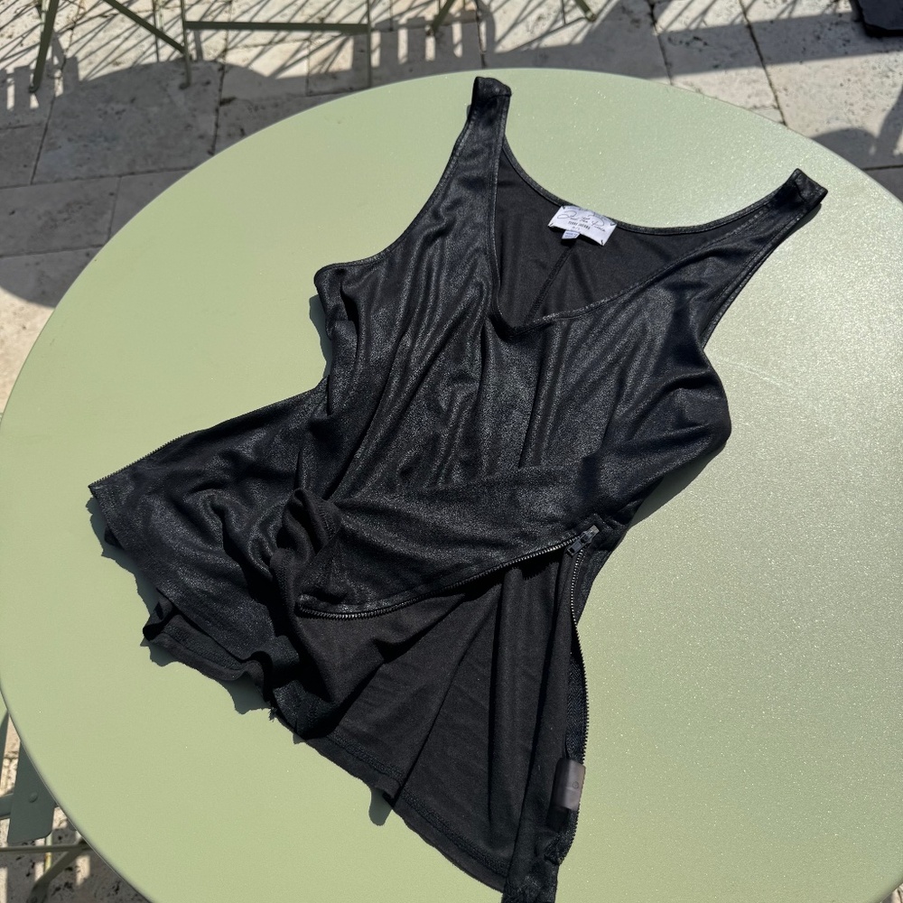 Feel the Piece/Terre Jacob’s Blk M/L Sleeveless Top; Zip up sides